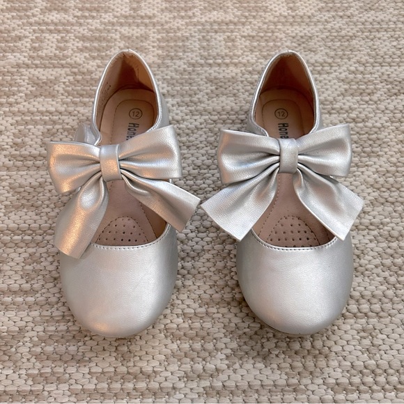 Honey Bunny Other - ⭐️Honey Bunny Mary Jane Flats⭐️